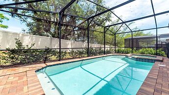 Windsor Greenview Home Pool SPA No Rear Neighbor!