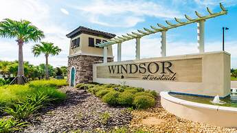 Windsor Greenview Home Pool SPA No Rear Neighbor!