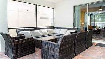 Windsor Greenview Home Pool SPA No Rear Neighbor!