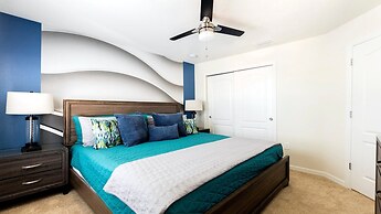 Special Offer Spacious Home With Pool!