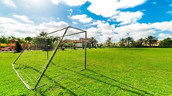 Solterra Resort 7br Family Home Pool Near Disney