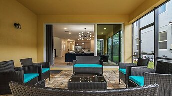 Luxurious Home With Pool, Perfect for Families