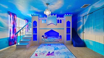 Luxurious Home With Pool, Perfect for Families