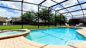 Cozy 6br Home w/ Private Pool Spa in Windsor Hills