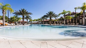 Special Deal 5BR Townhome w Pool Near Disney