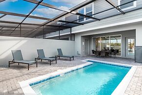 Special Deal 5BR Townhome w Pool Near Disney