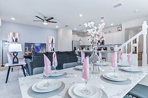 Special Deal 5BR Townhome w Pool Near Disney