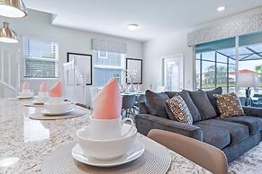 Special Deal 5BR Townhome w Pool Near Disney