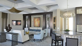 Special Deal 5BR Townhome w Pool Near Disney