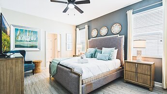 Themed Bedrooms & Private Pool Near Disney