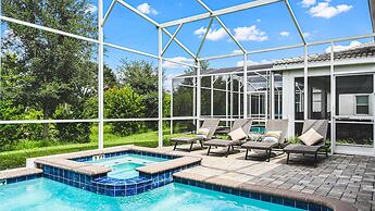 Themed Bedrooms & Private Pool Near Disney