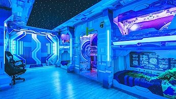 Themed Bedrooms & Private Pool Near Disney