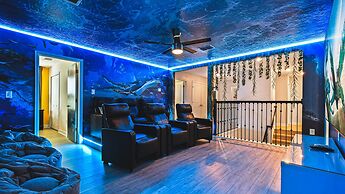 Themed Bedrooms & Private Pool Near Disney