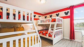 Themed Bedrooms & Private Pool Near Disney