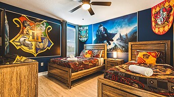 Themed Bedrooms & Private Pool Near Disney