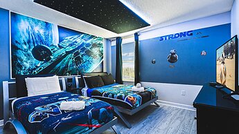 Themed Bedrooms & Private Pool Near Disney