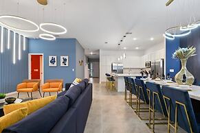 Lakeview Spacious 12br Themed Home Game/pool/spa