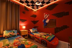 Lakeview Spacious 12br Themed Home Game/pool/spa