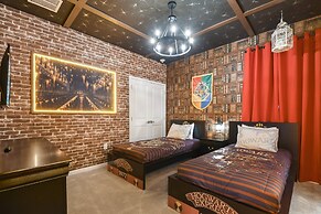 Lakeview Spacious 12br Themed Home Game/pool/spa