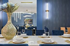 Lakeview Spacious 12br Themed Home Game/pool/spa