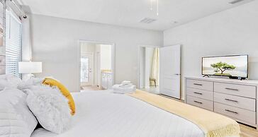 Windsor At Westside Enchanting Lake 2401