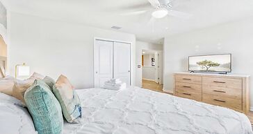 Windsor At Westside Enchanting Lake 2401