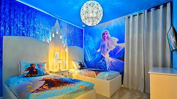 Bright and Spacious Solara Resort Retreat