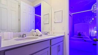 Bright and Spacious Solara Resort Retreat