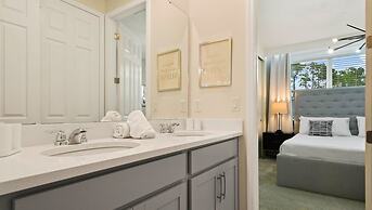 Bright and Spacious Solara Resort Retreat