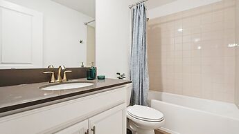 Storey Lake 9BR Lakeview Home Pool/spa/game Disney