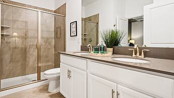 Storey Lake 9BR Lakeview Home Pool/spa/game Disney