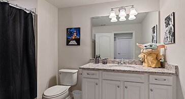 Extraordinary 5BR Private Pool Near Disney Area!