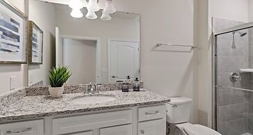 Extraordinary 5BR Private Pool Near Disney Area!