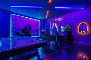 Veranda Palm Resort 12br 2486