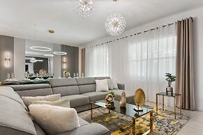 Veranda Palm Resort 12br 2486