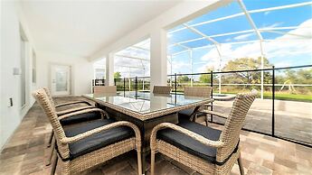 No Rear Neighbor 6BR Villa Private Pool Spa Disney