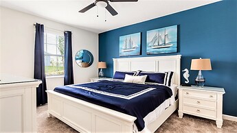 Stunning Villa With Pool, Near All Attractions