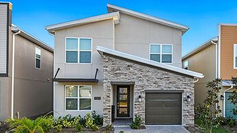 5BR Disney Villa, Private Pool,spa, Game Room