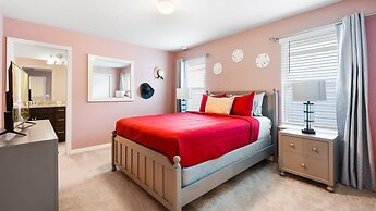 Comfort & Luxury Near Orlando Attractions