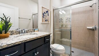 Comfort & Luxury Near Orlando Attractions