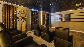 Storey Lake 9BR Wonderland Home 2852