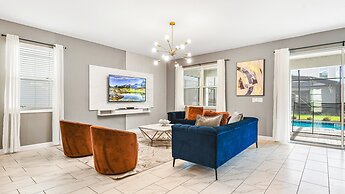 Storey Lake 9BR Wonderland Home 2852