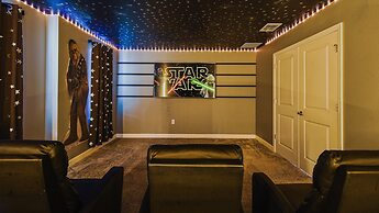 Storey Lake 9BR Wonderland Home 2852