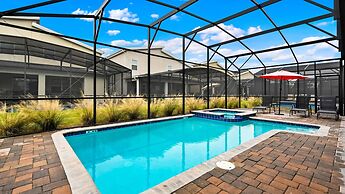 Storey Lake 9BR Wonderland Home 2852