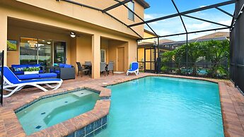 Themed Rooms & Pool in Quiet Neighborhood