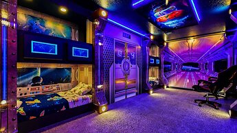 Storey Lake Fantastic Star Wars Villa With Lakeview 2913