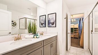 Storey Lake Fantastic Star Wars Villa With Lakeview 2913