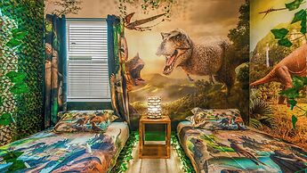 Luxury Home: Pool, Theater, Near Disney