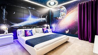 Luxury Home: Pool, Theater, Near Disney