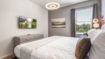 Luxury Home: Pool, Theater, Near Disney